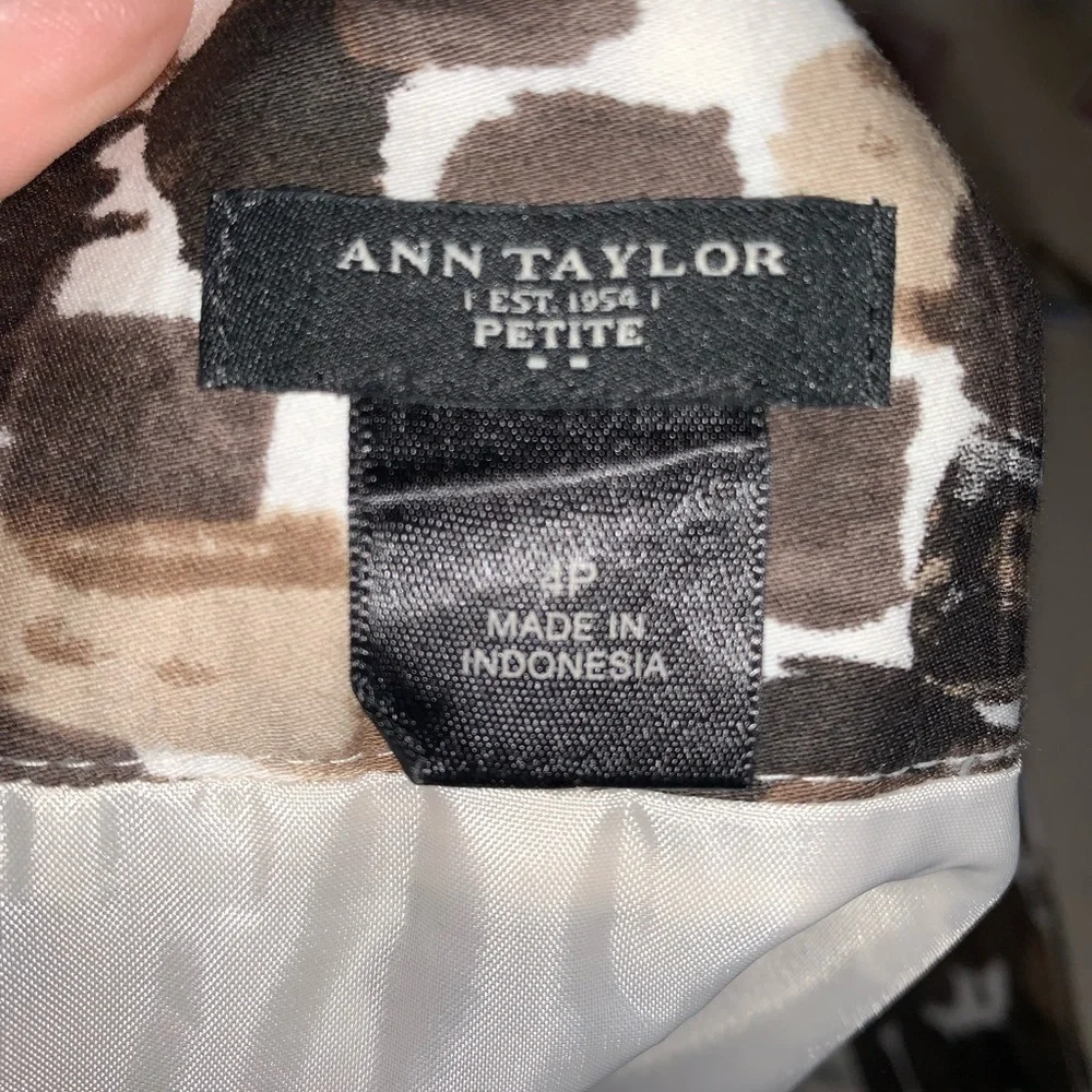 Women's Ann Taylor A-Line Skirt 4 petite